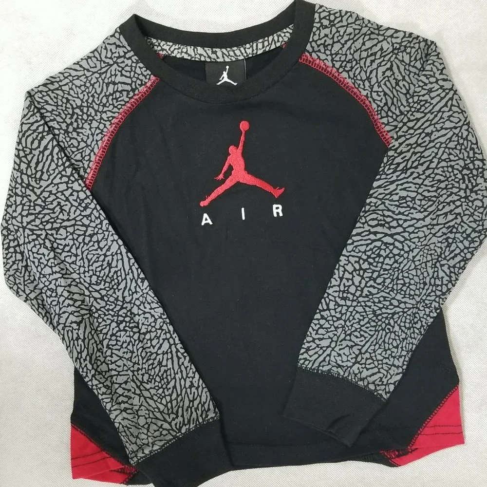 Nike Boys Size 4 Air Jordan Set Therma-Fit Shirt and Pant Outfit‎ Black NWT